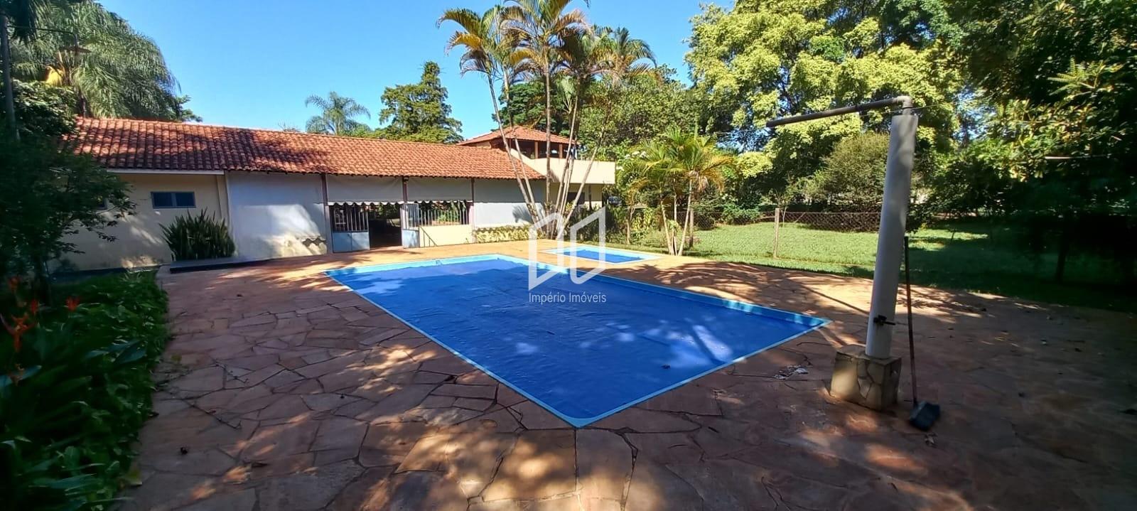 Chácara à venda, 4.000 m , Piscina, Churrasqueira, 4 Dormitóri...