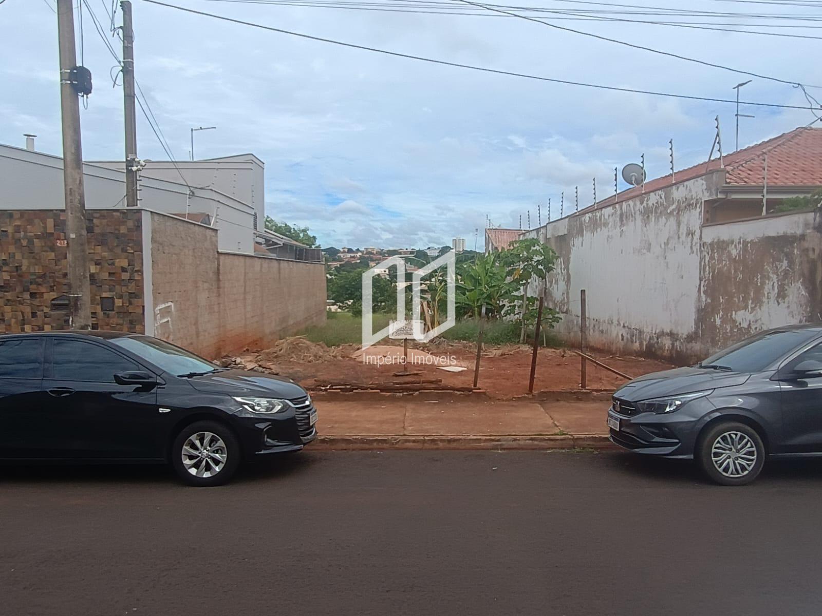 Terreno à venda, R  215.000,00, 408 m , Rua Paulo Pereira Ayre...