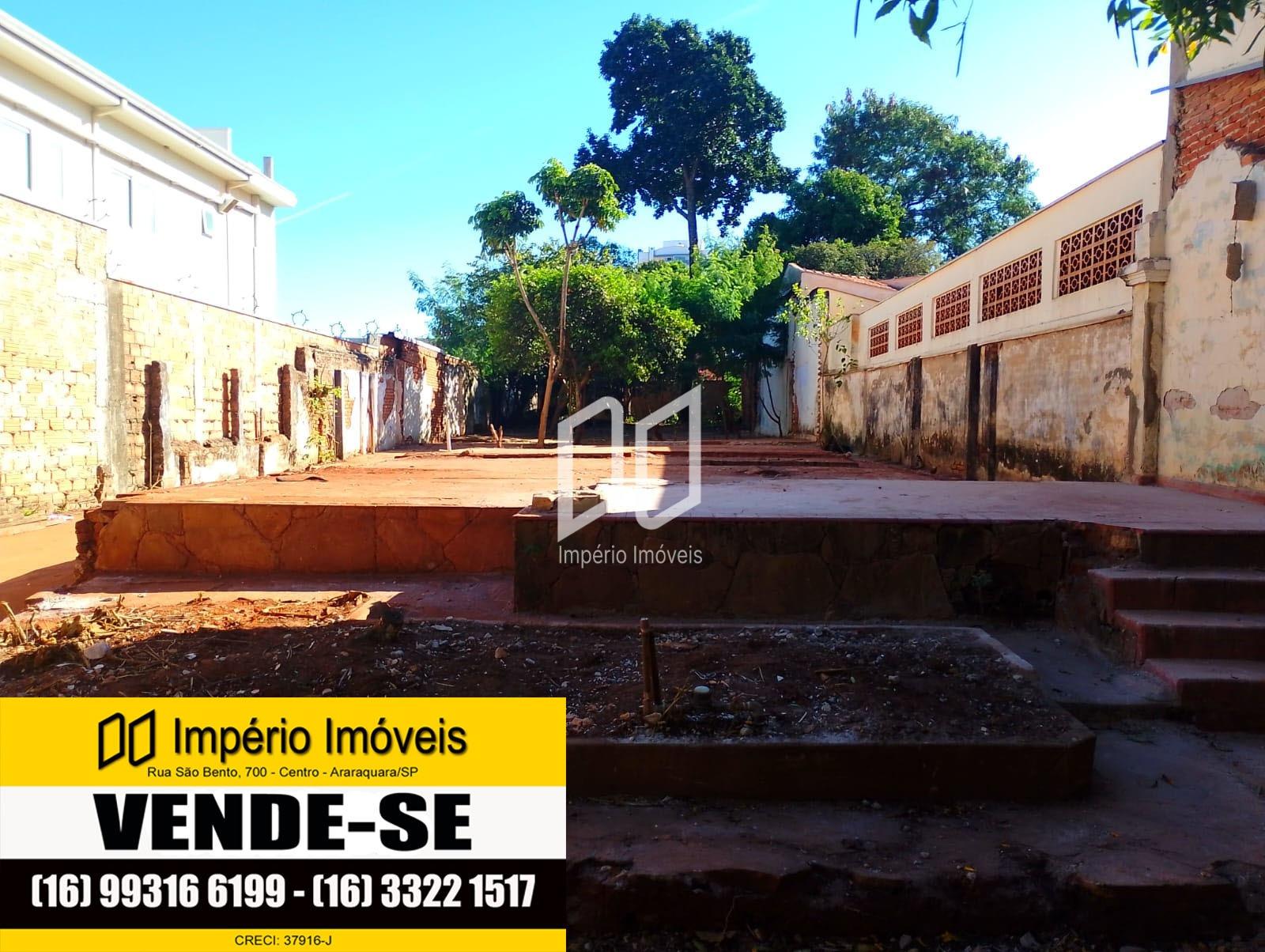 Terreno à venda, 873 m , Avenida Professor Jorge Corrêa, Centr...