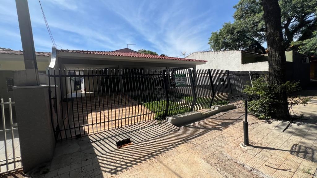 Casa com 4 dormitórios à venda, Vila Esperança, MARINGA - PR