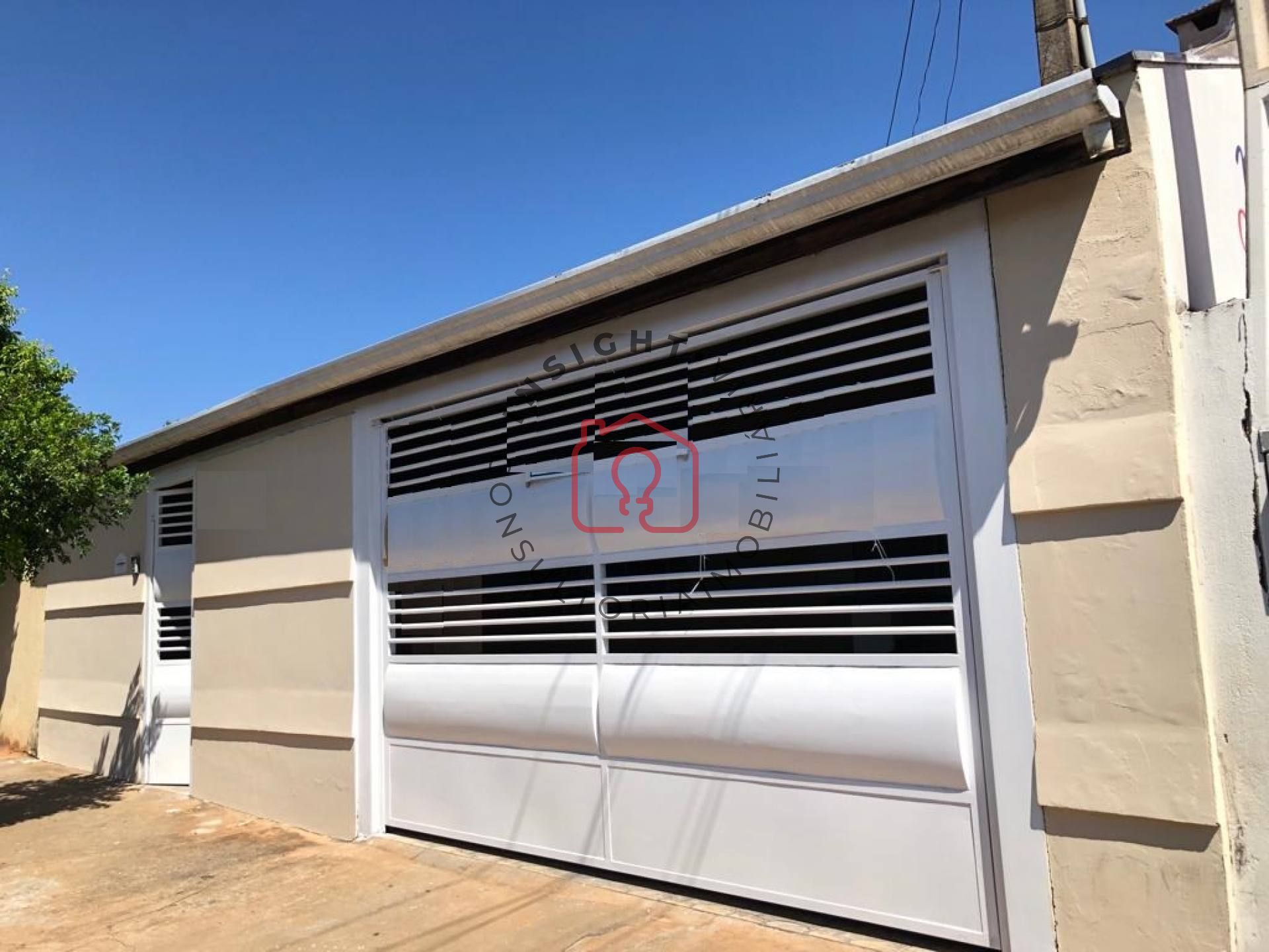 Casa Para Alugar com 3 quartos sendo 1 su?tes no bairro Palmit...