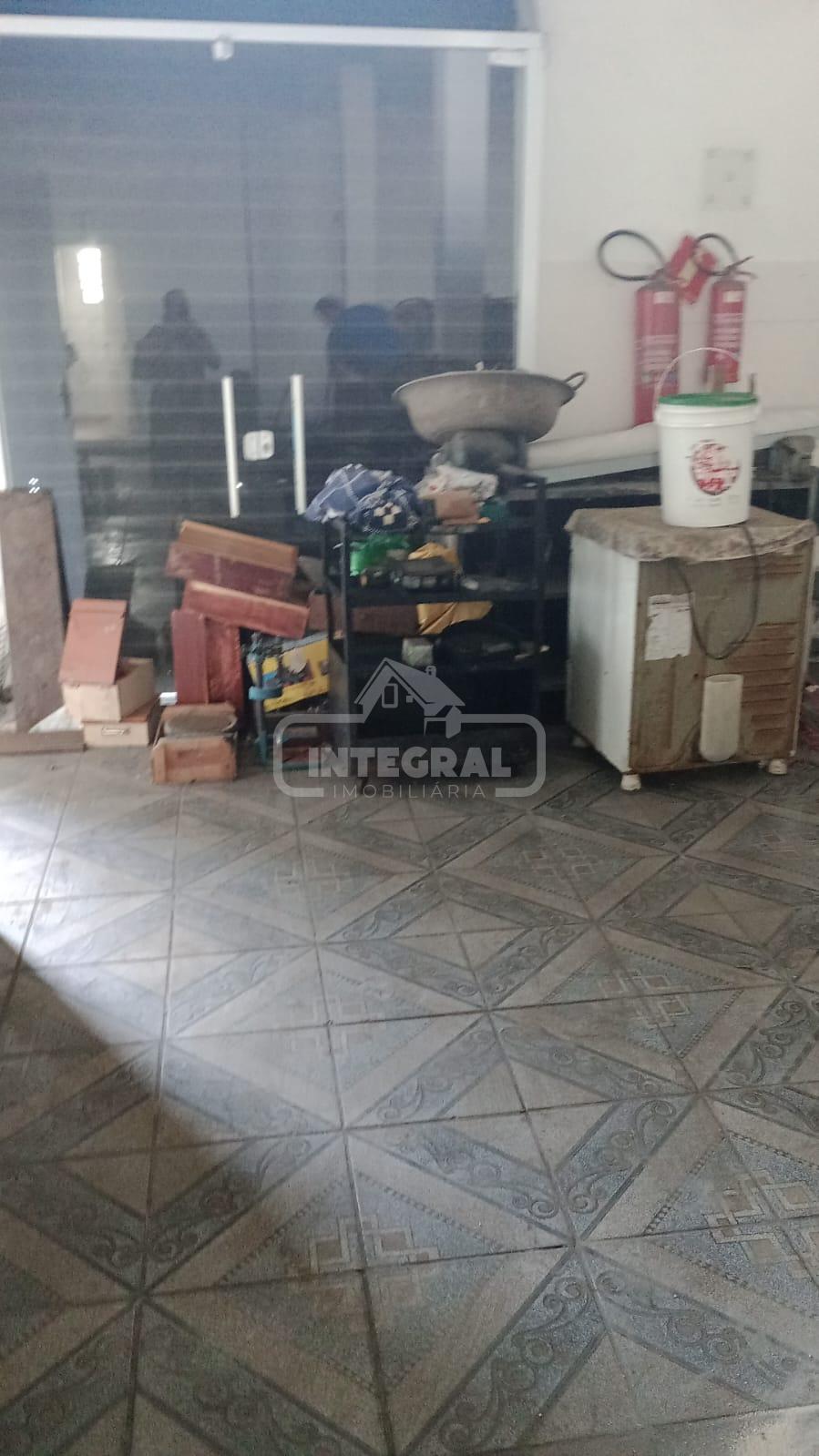 SALÃO (OUTRO ÂNGULO)