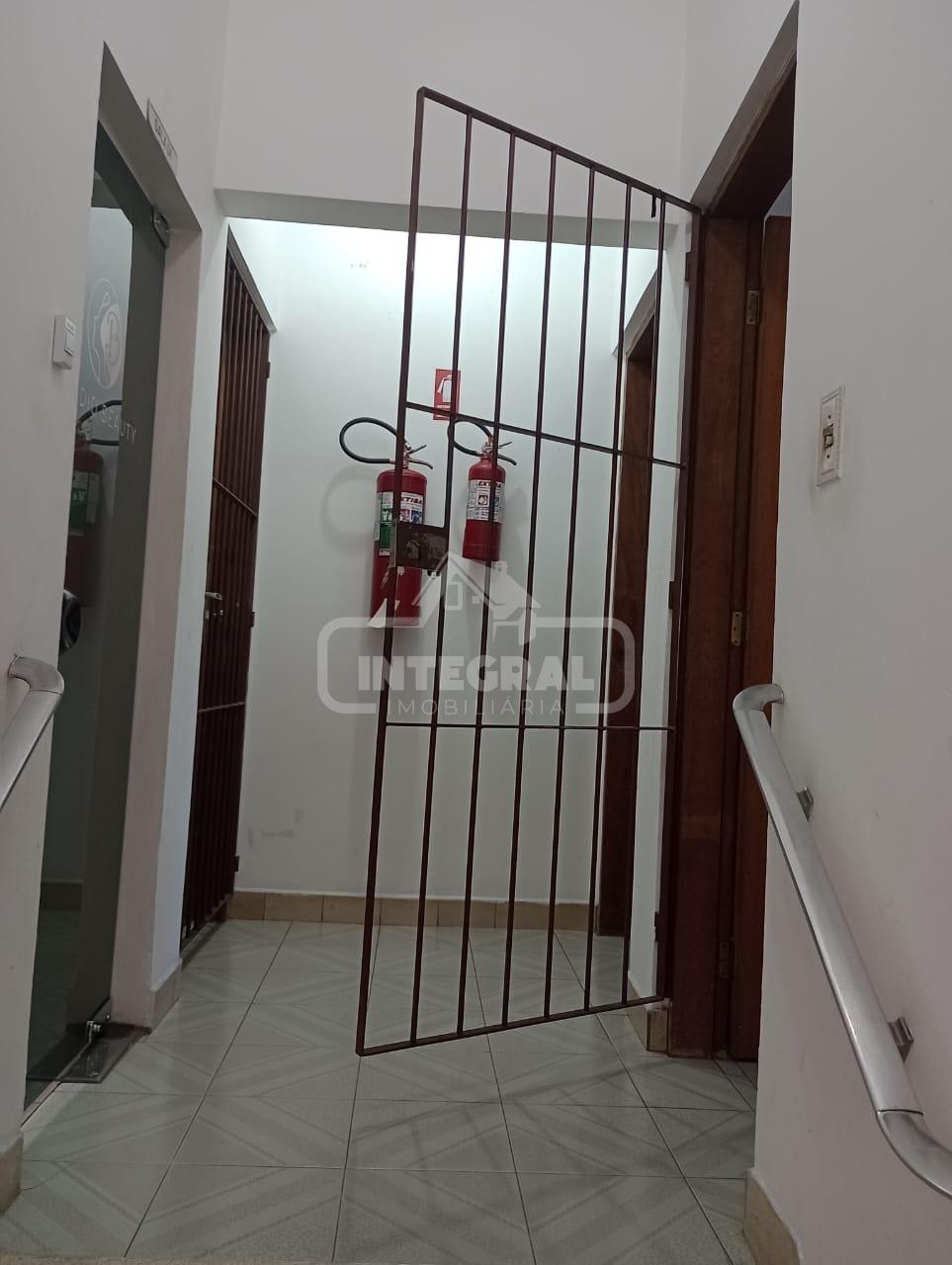 PORTAS COM GRADES