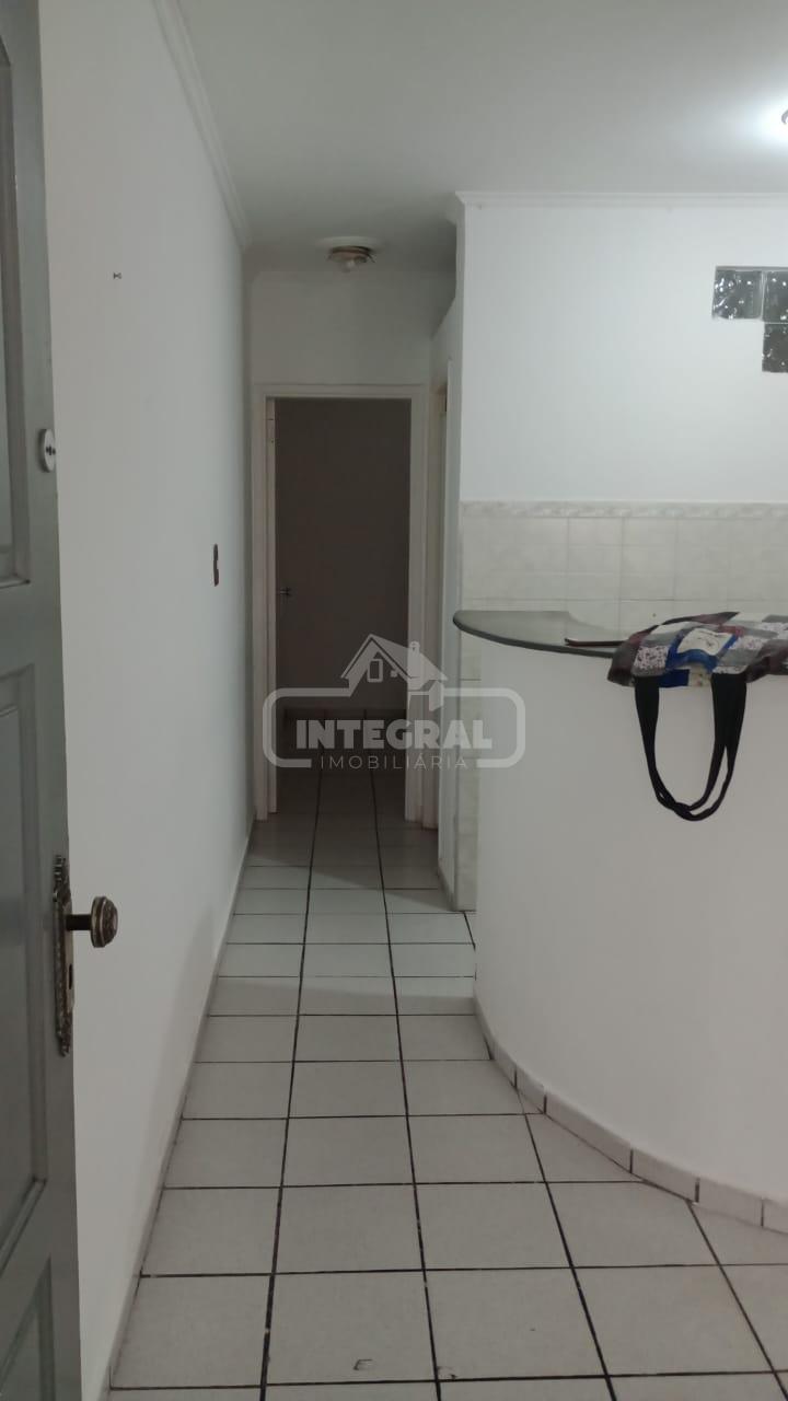 APTO. DE  01 DORM. SALA, COZINHA, WC E LAVANDERIA -  PROX. AO PARQUE CENTRAL EM STO ANDRE