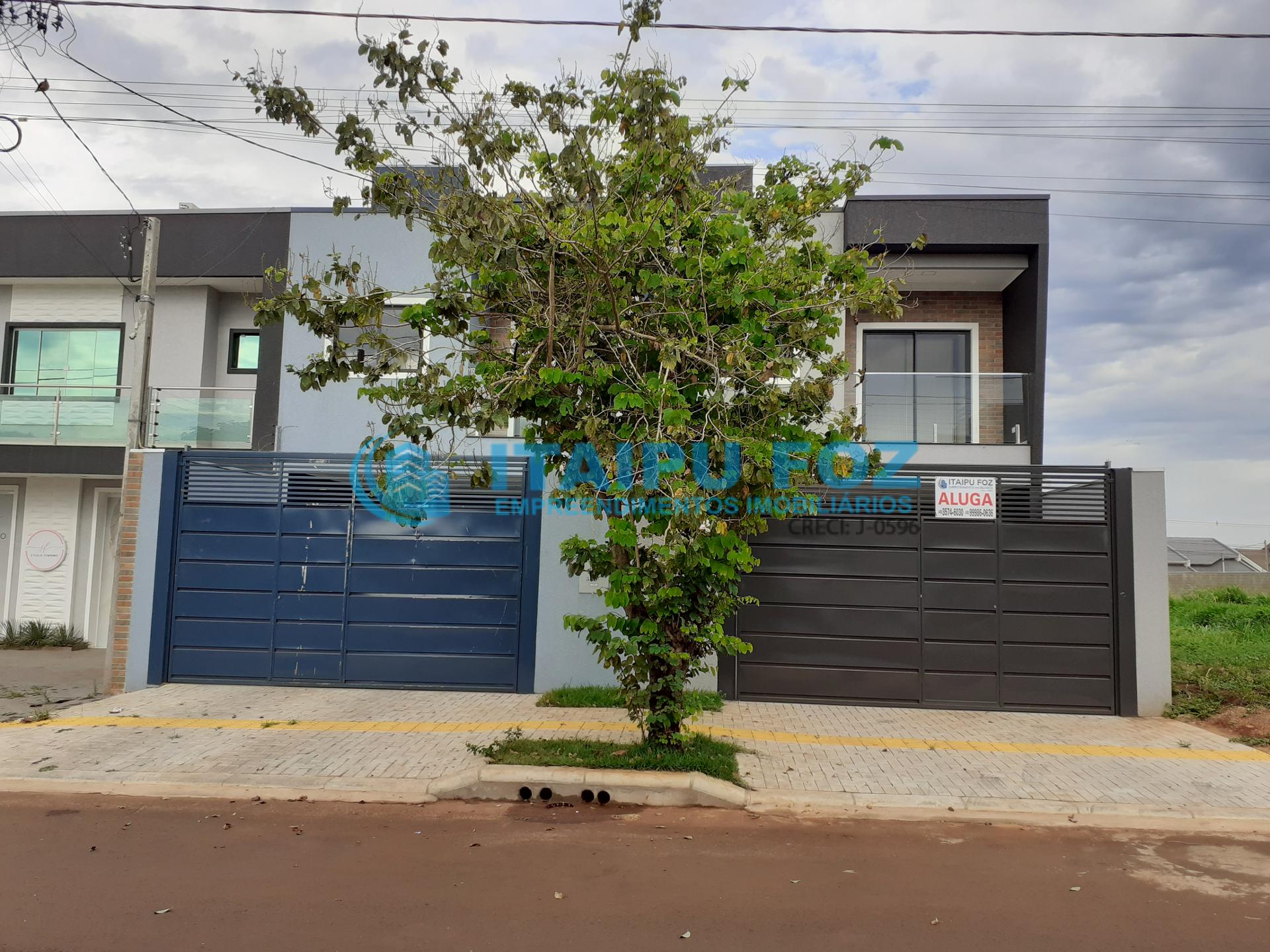 SOBRADO DE ALTO PADRÃO PARA LOCAÇÃO