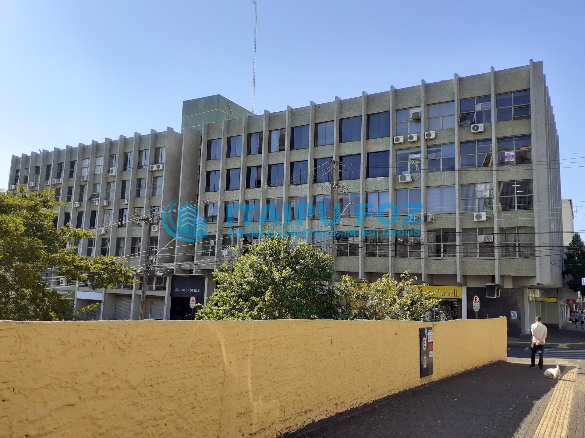 SALA COMERCIAL EDIFICIO METRÓPOLE