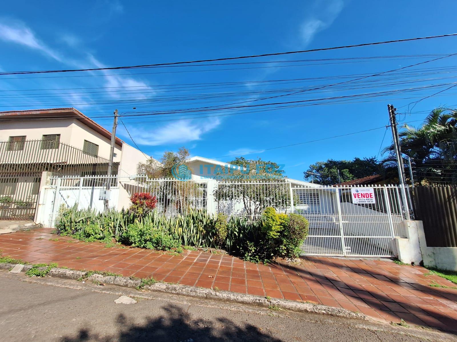 Casa à venda no Centro - Foz do Iguaçu-Pr.