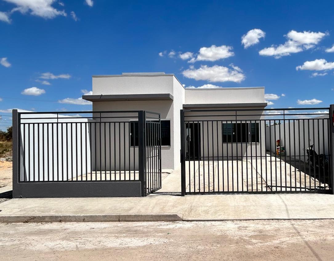 Vende-se Casa Bairro Novo Horizonte LEM