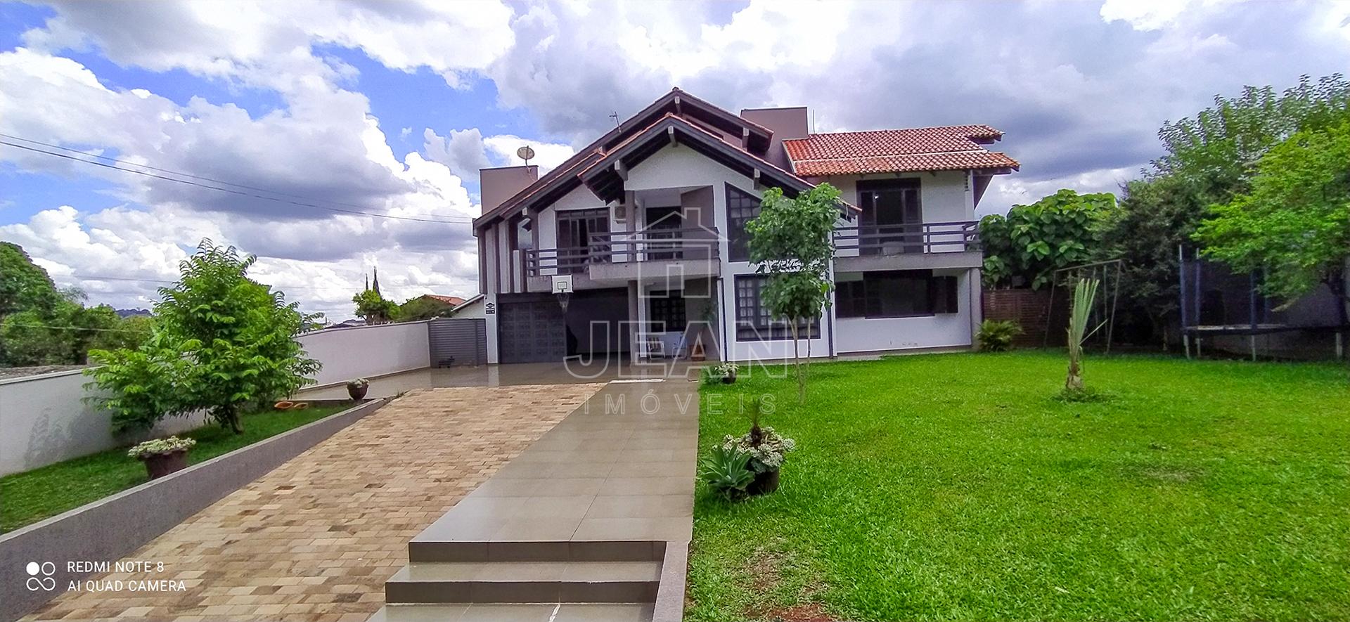 CASA DE ALTO PADRÃO , LUTHER KING, FRANCISCO BELTRAO - PR - Jean Imóveis