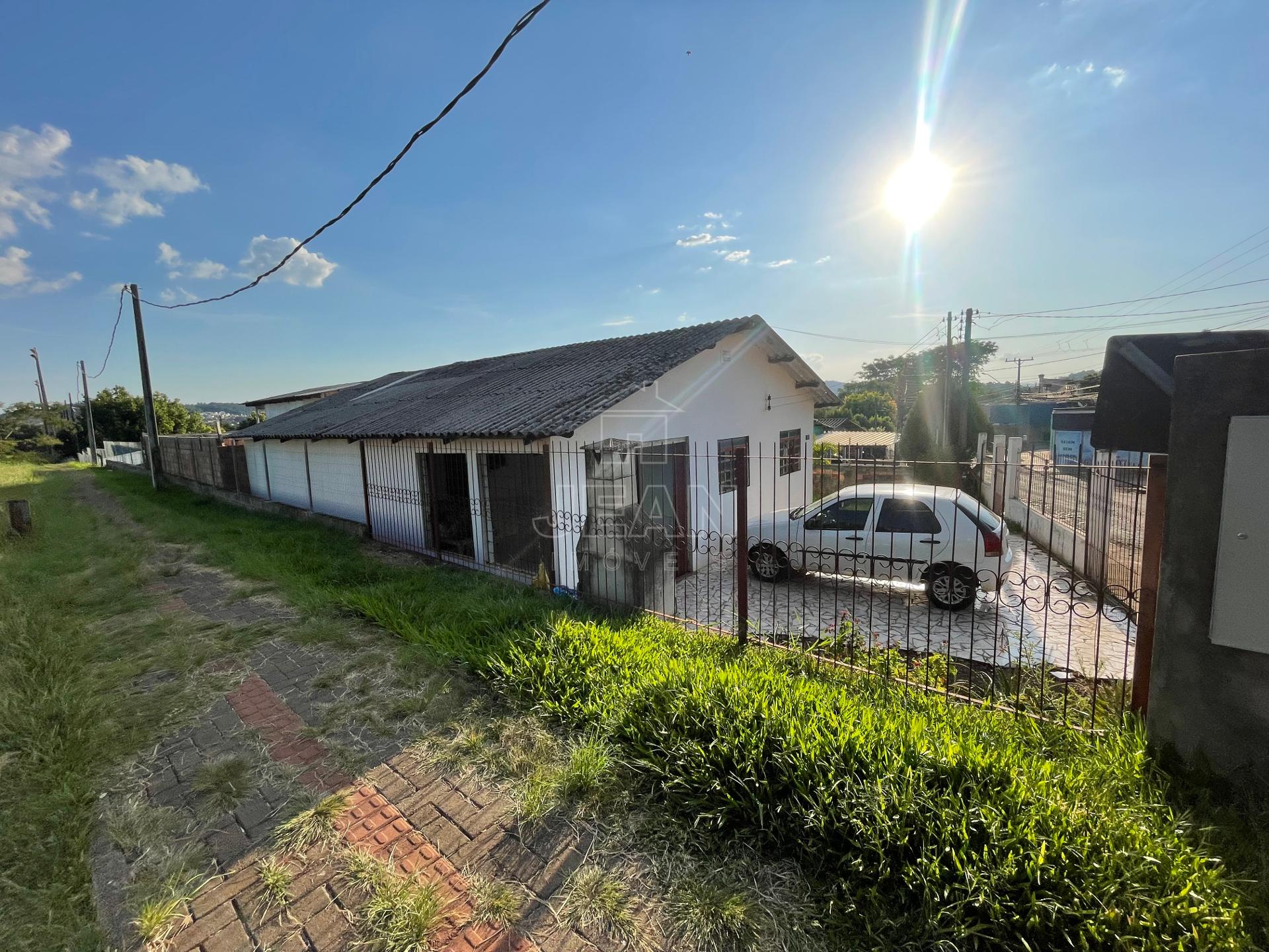 Casa à Venda no Bairro Sadia, Francisco Beltrão - PR - Jean Imóveis