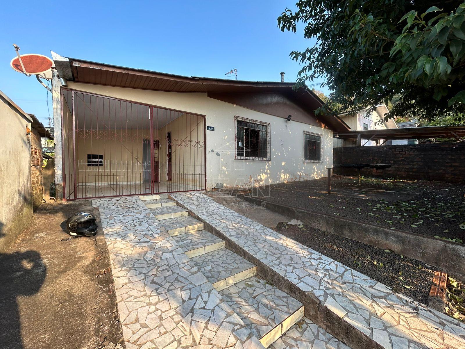 Casa mista à venda no bairro Jardim Virgínia, Francisco Beltrão - PR - Jean Imóveis
