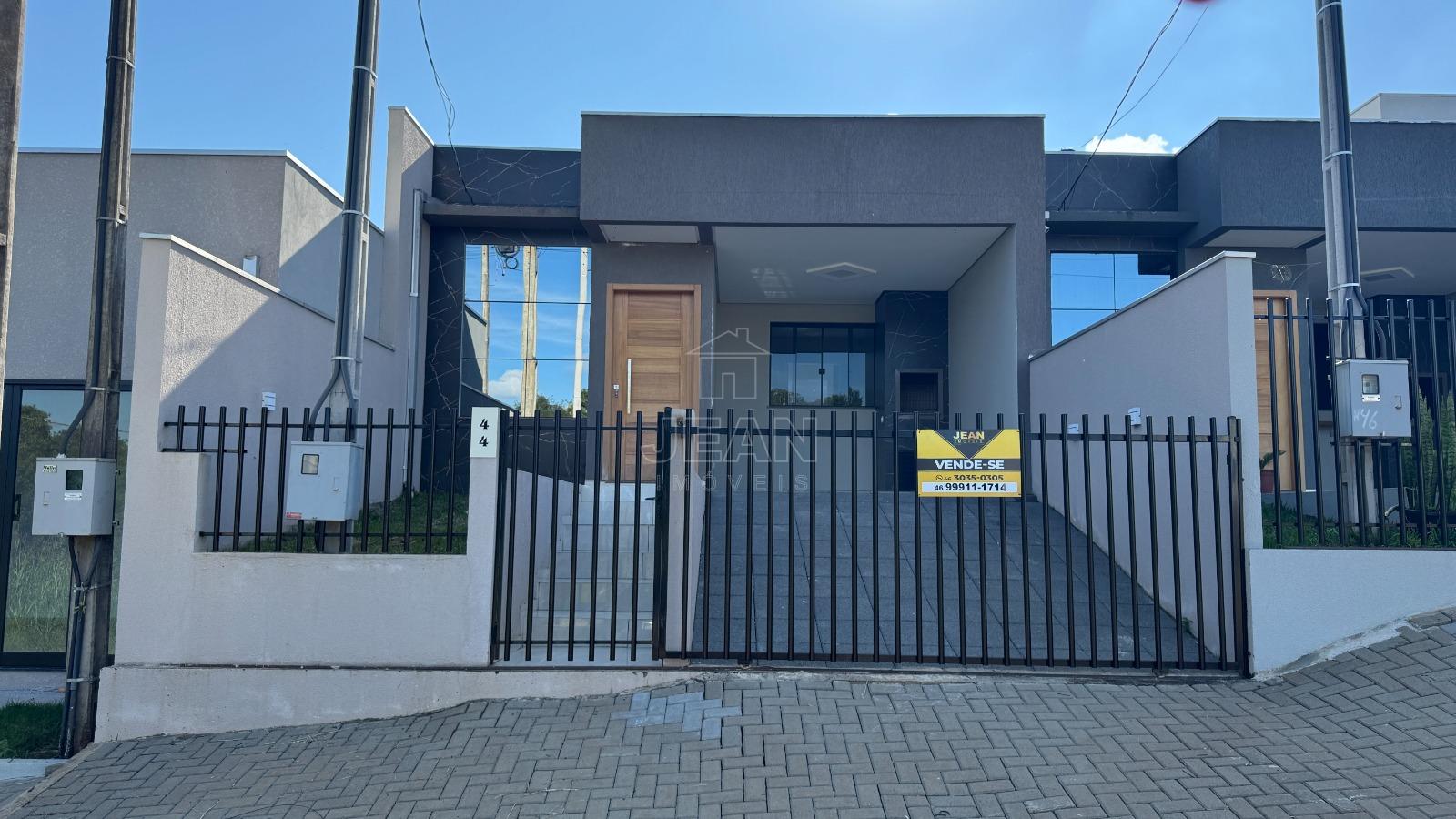 Casa a venda no Alto da Conquista, bairro Água Branca em Francisco Beltrão - PR - Jean Imóveis