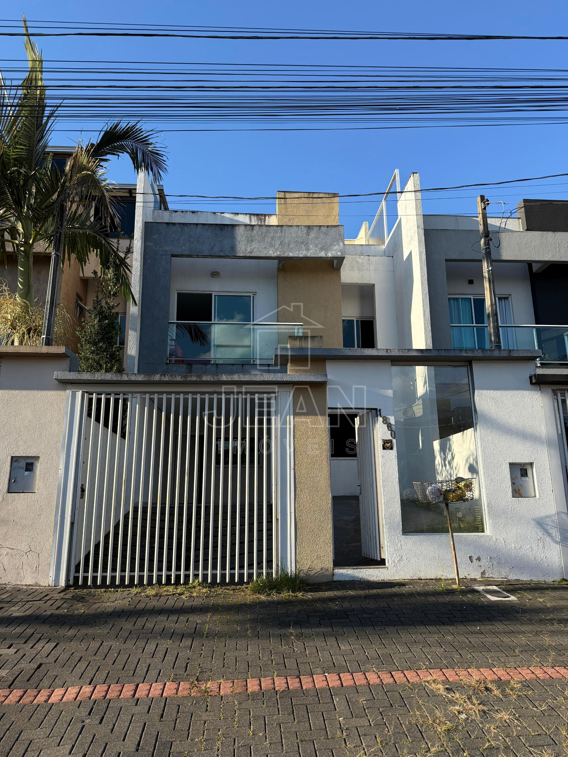 TRIPLEX NO BAIRRO INDUSTRIAL, PREÇO PROMOCIONAL DE R 720.000,00 POR APENAS R 550.000,00 IMPERDÍVEL   - Jean Imóveis