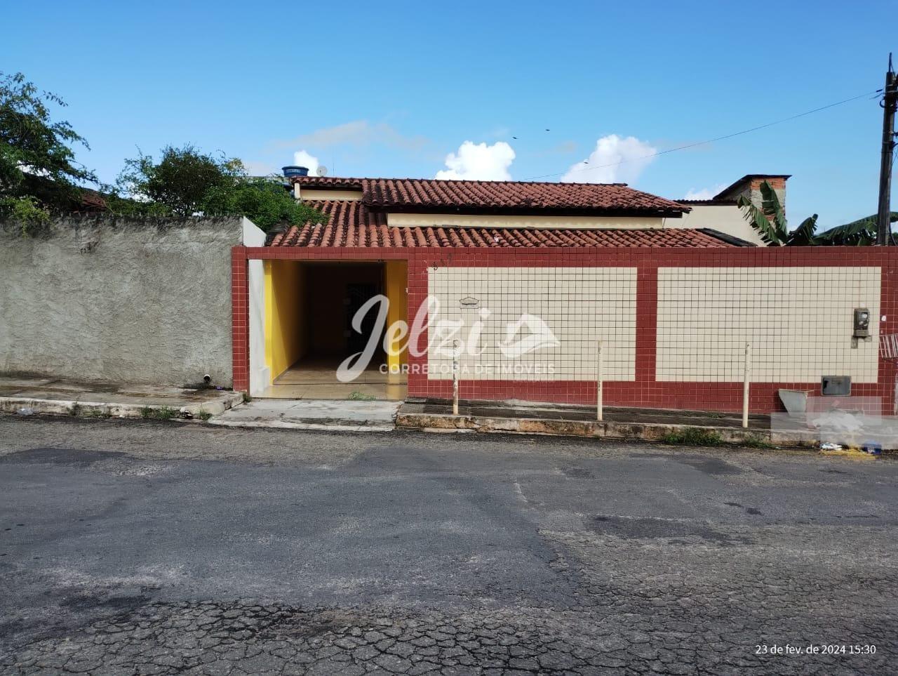 Aluguel  Casa na rua principal da INOCOOP II   perto da pra?a ...