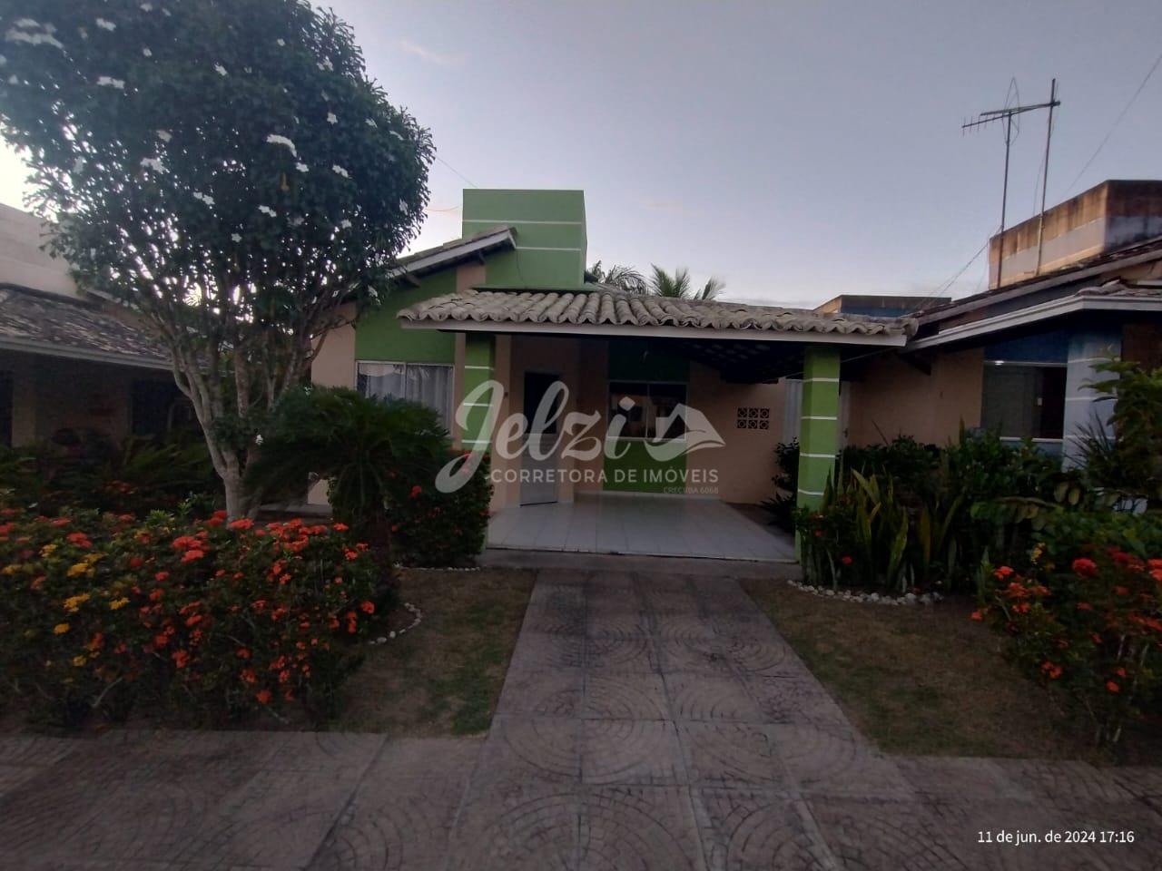 Casa de dois dormit?rios para loca??o condom?nio Parque Jardin...