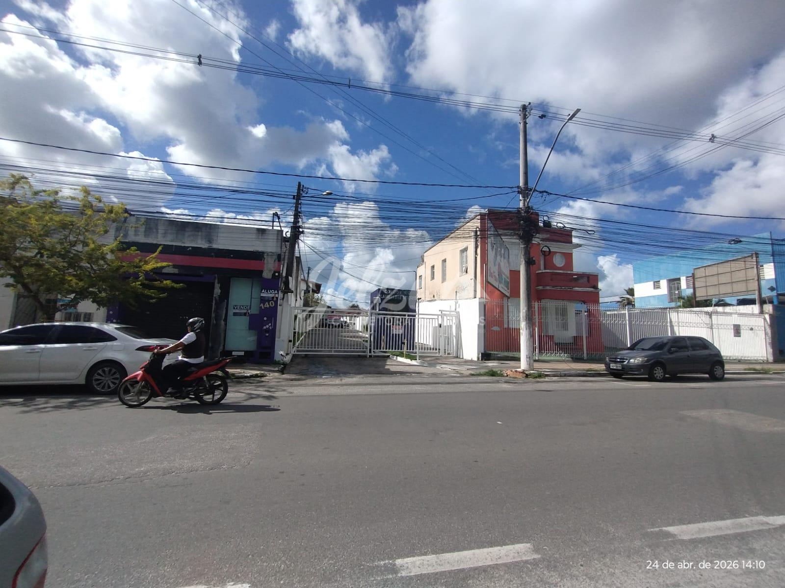 CASA em condom?nio fechado no Centro da cidade de Alagoinhas, ...