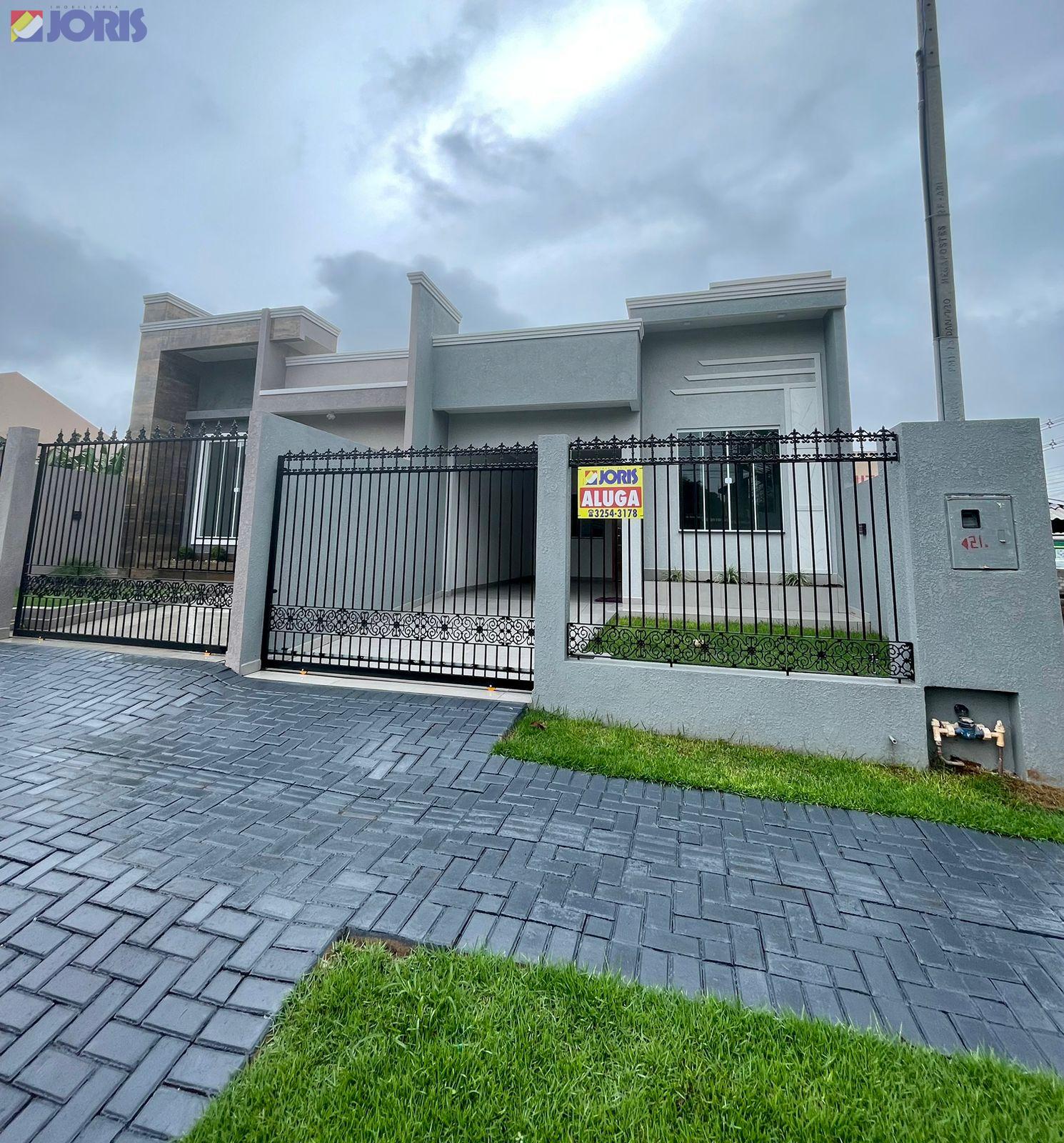 Casa | 1 suíte + 2 Quartos | Próx. UPA