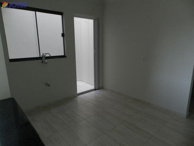 Kitinete no centro da cidade, próxima à Unioeste