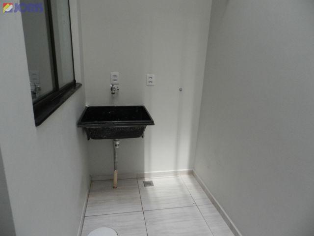 Kitinete no centro da cidade, prxima Unioeste