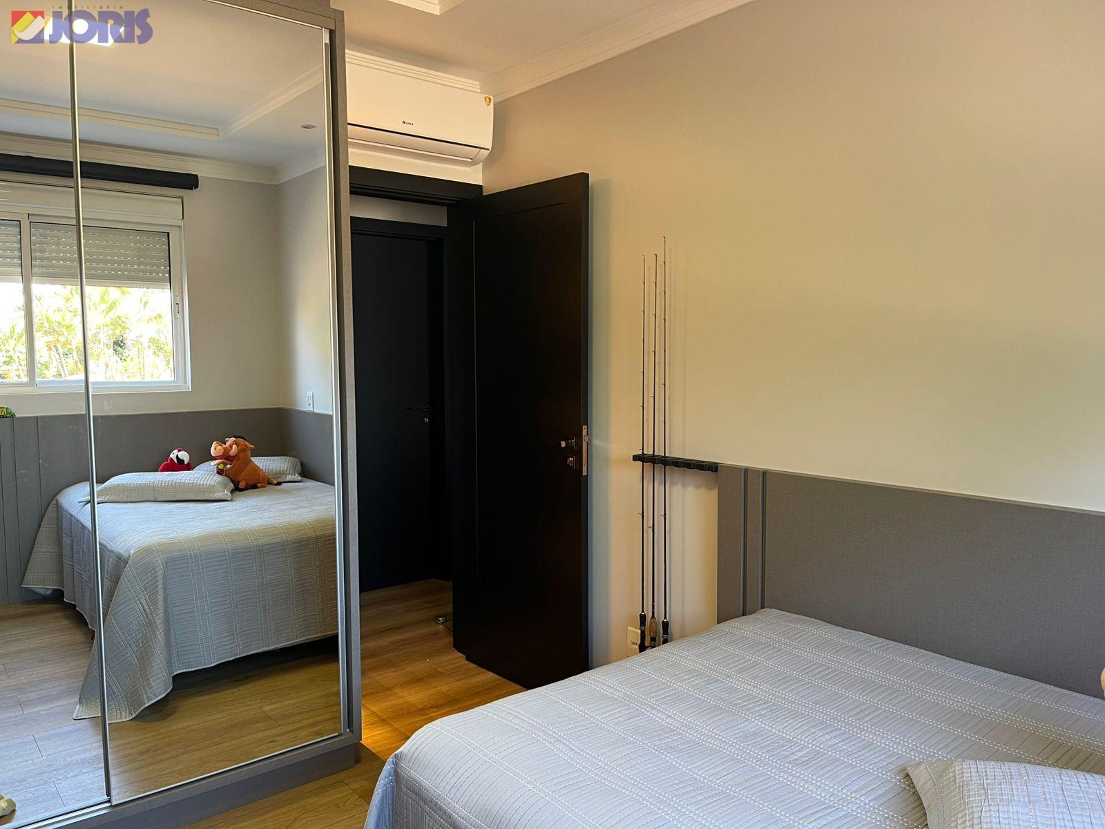 Apartamento - Ed. Villa Europa