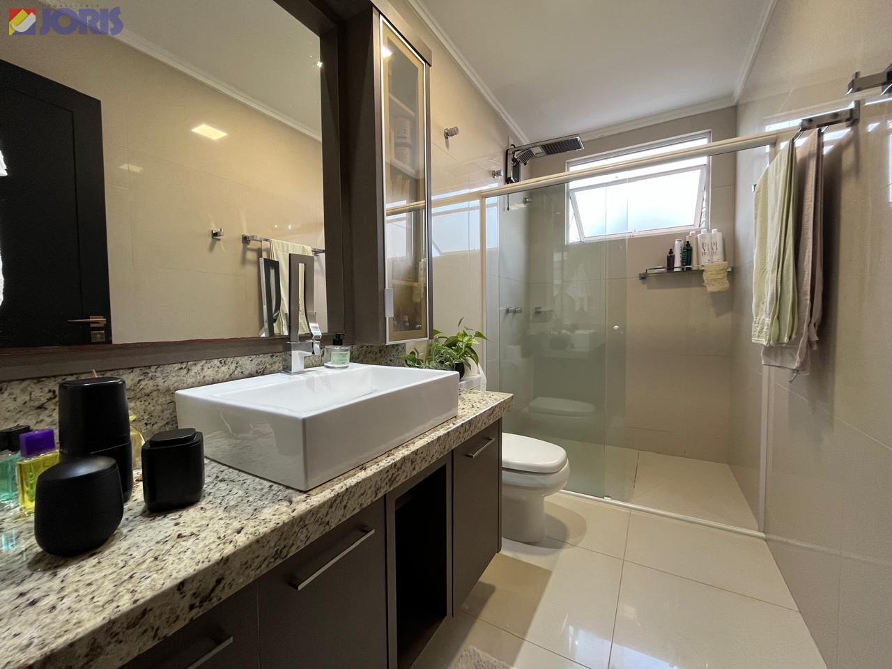 Apartamento - Ed. Villa Europa