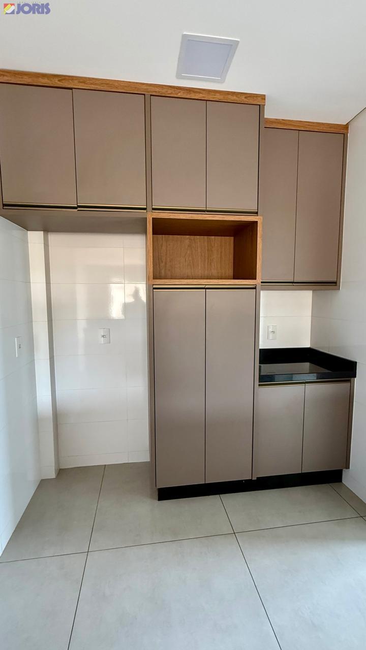 Apartamento com 01 suíte e 01 quarto - Próximo ao Cristo Rei