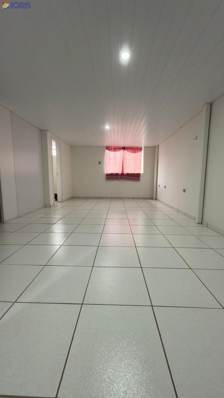 Sala comercial no centro - Próxima à Loja Cercar