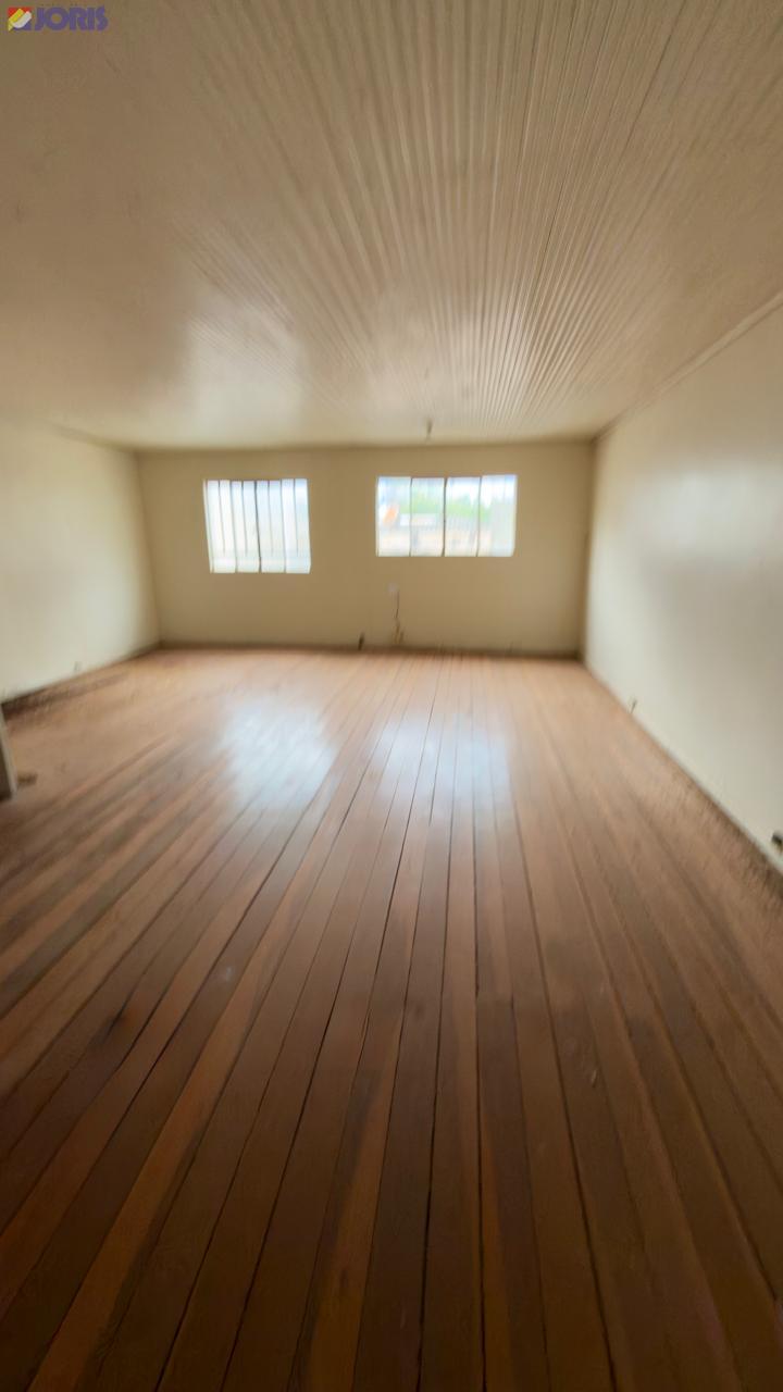 Sala comercial no centro - Próxima à Loja Cercar