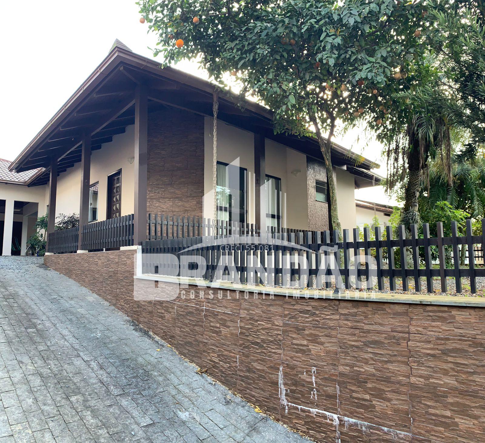 Casa na Ilha da Figueira - Jaragua do Sul com suíte mais dois dormitórios