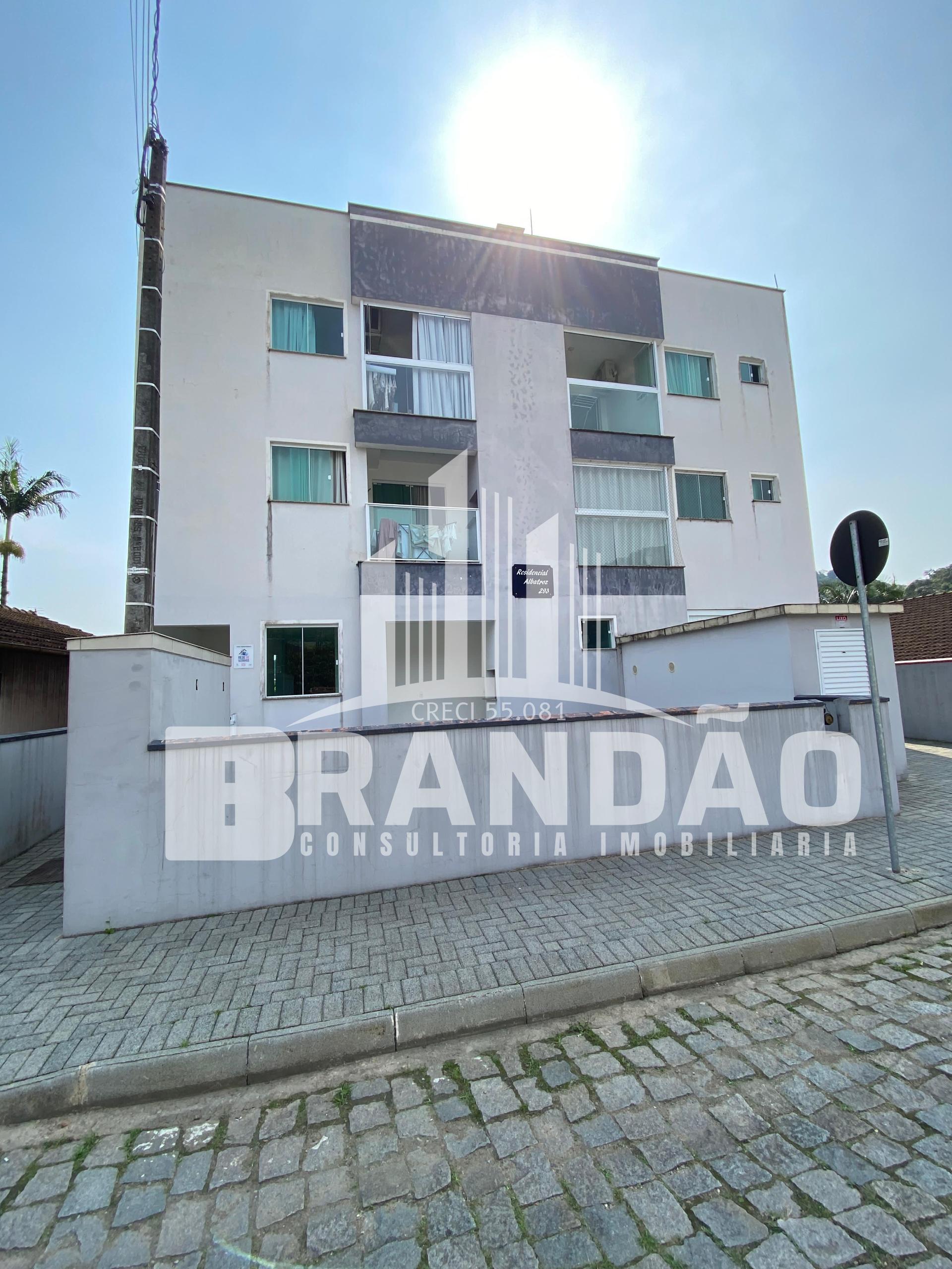 Apartamento  à venda, Centro, GUARAMIRIM - SC  com movéis sob medida