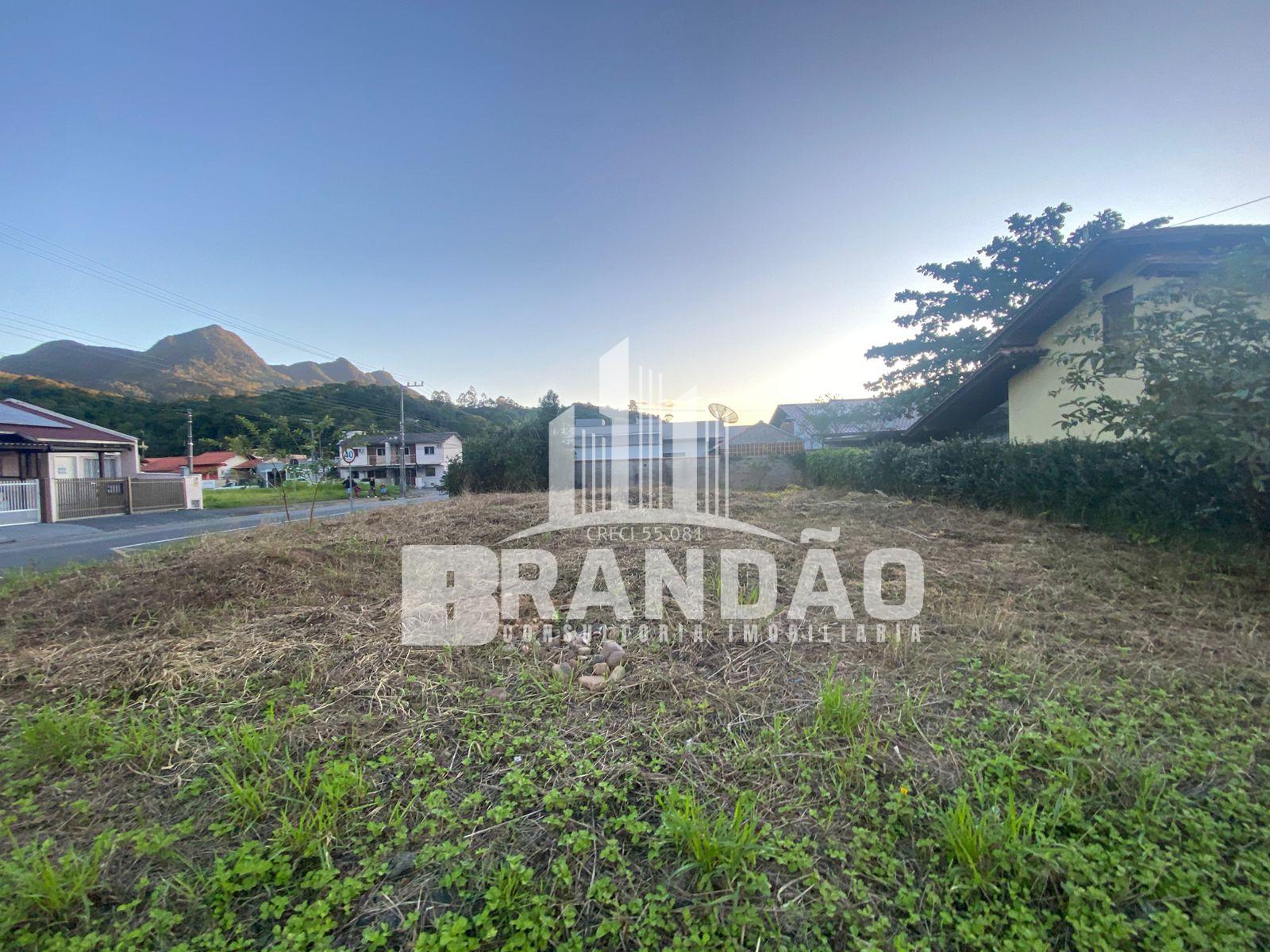 Terreno de ESQUINA à venda, Ilha da Figueira, GUARAMIRIM - SC