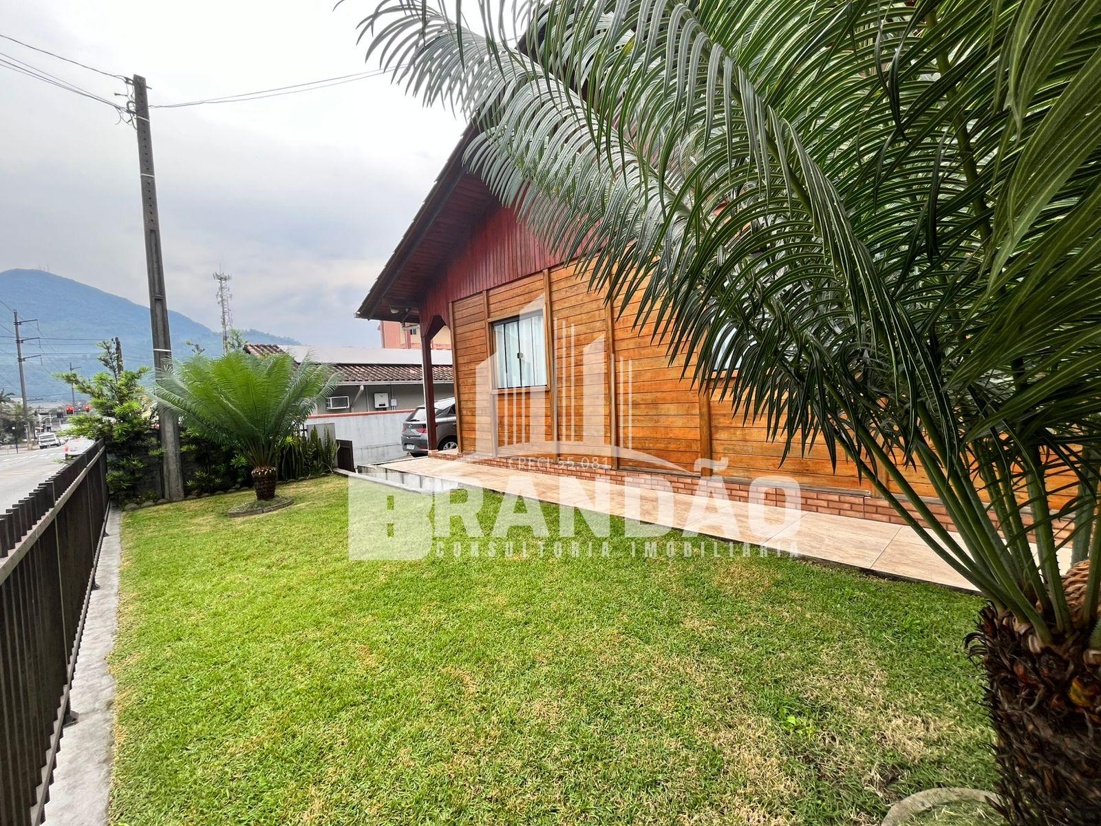 Terreno à venda com 600m  no bairro Vila Lalau - JARAGUA DO SU...