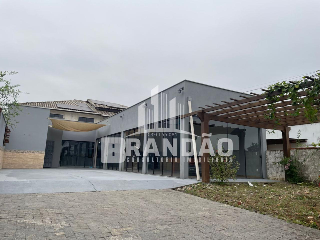 Sobrado à venda no bairro Vila Lenzi - JARAGUA DO SUL - SC