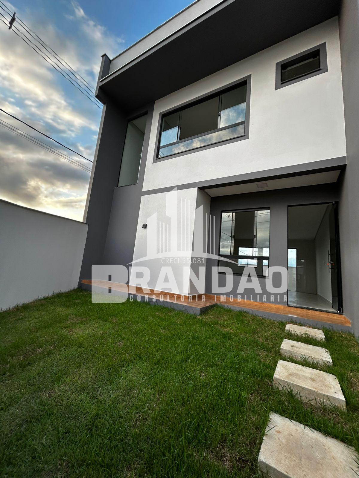 Sobrado de esquina à venda, Bairro Escolinha, GUARAMIRIM - SC