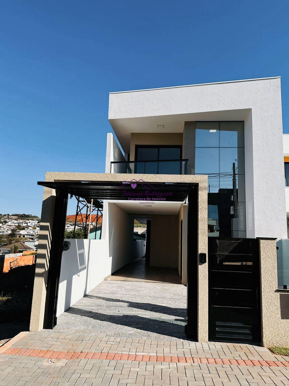 SOBRADO À VENDA NO BAIRRO FRARON COM 136m  DE ÁREA CONSTRUÍDA