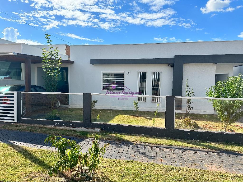 Casa para venda no bairro Fraron