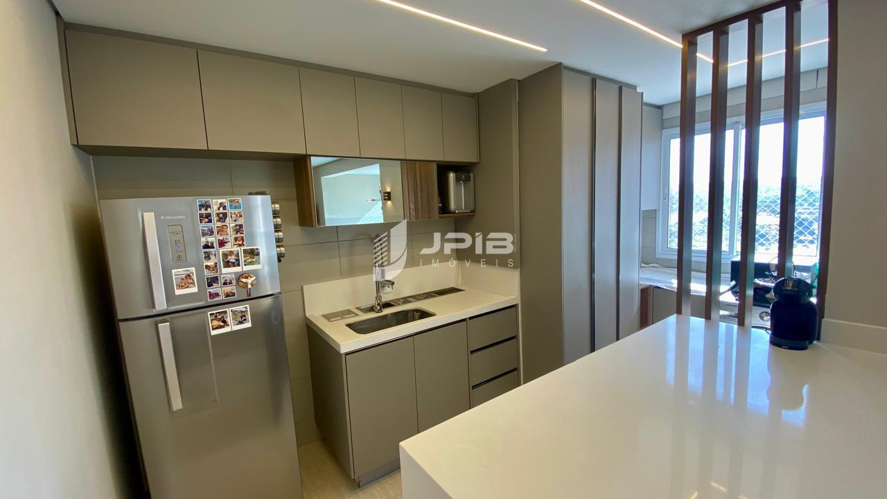 Excelente Apartamento 2 quartos reformado, em Frente ao Parque...