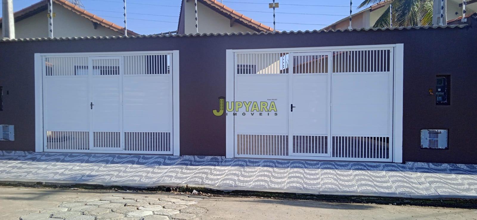 CASA NOVA 3 DORMITÓRIOS COM PISCINA À VENDA    LADO PRAIA