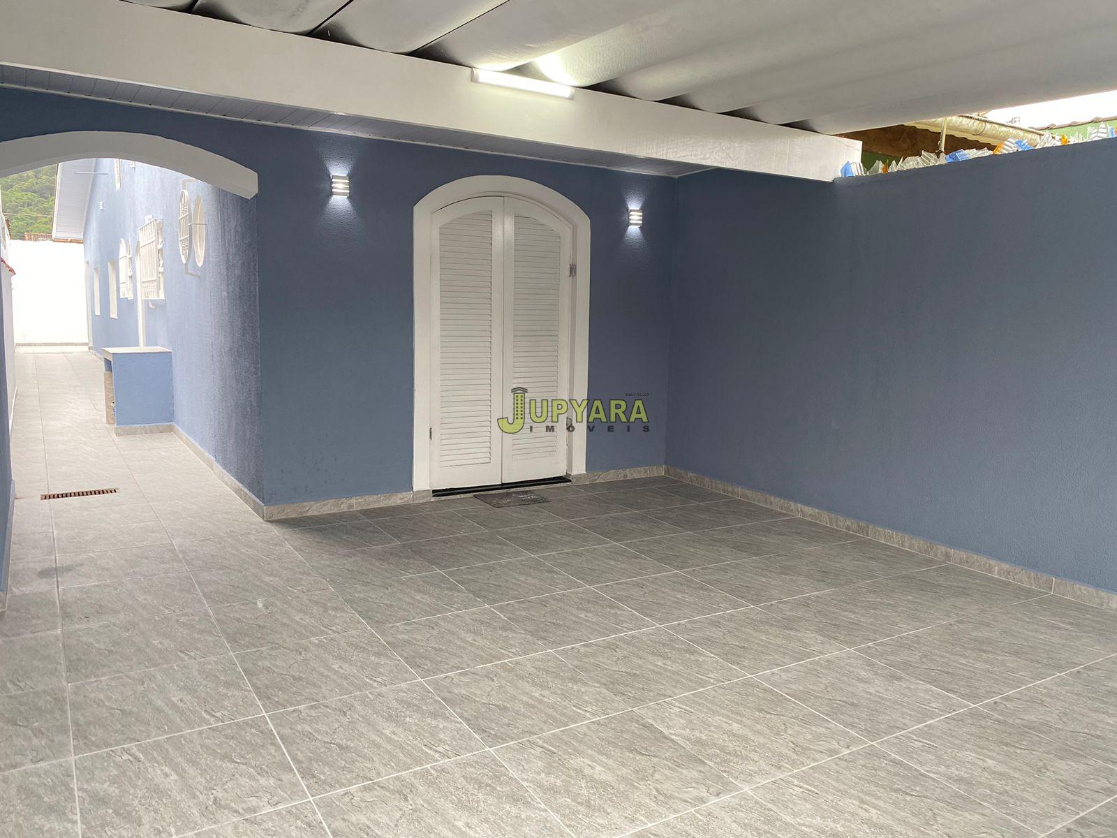 CASA TODA REFORMADA EM ÓTIMA LOCALIZAÇÃO, VERA  CRUZ, MONGAGUA...