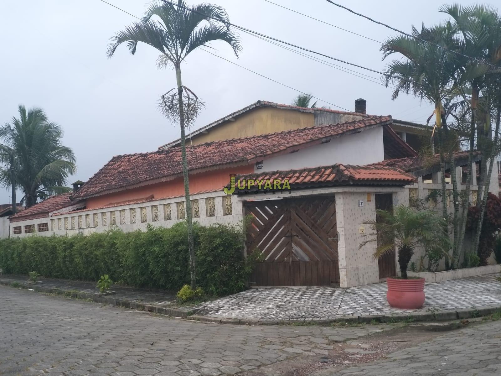 Casa com 2 dormit?rios a 200m do mar a venda, Agenor de campos...