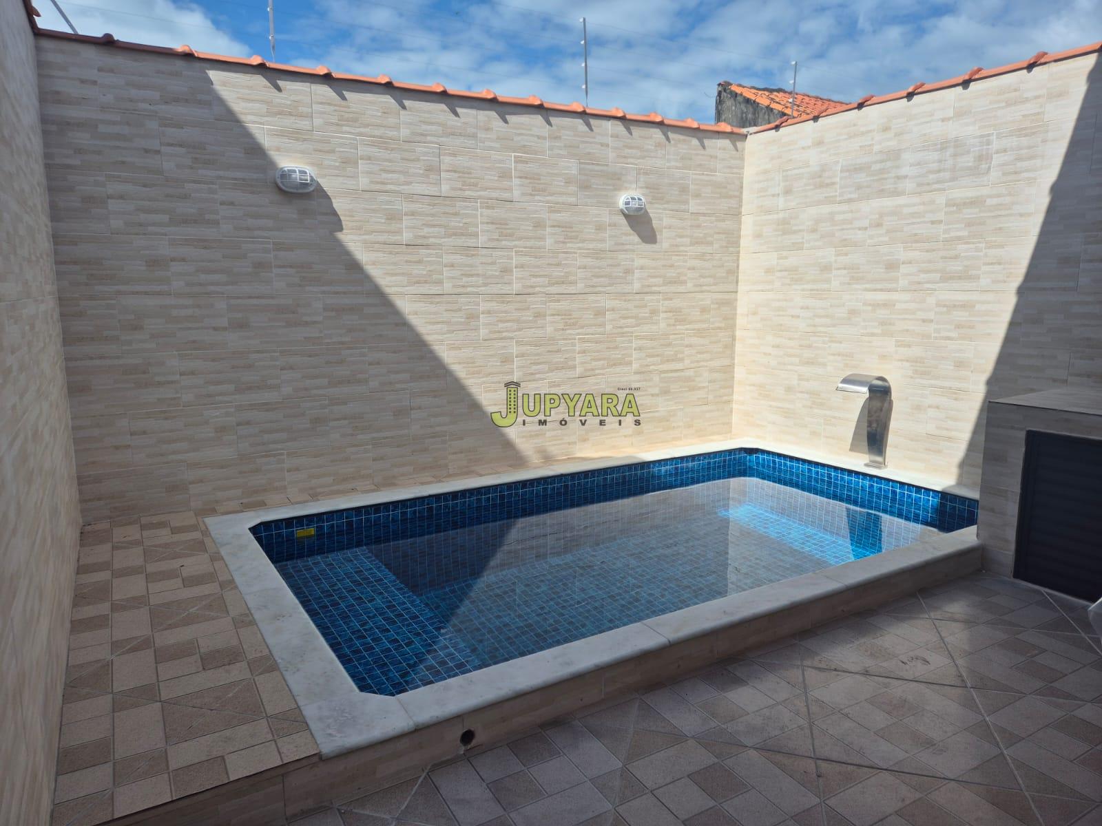 Casa nova à venda - piscina - 2 dorm sendo 1 suíte, BAL COMODO...