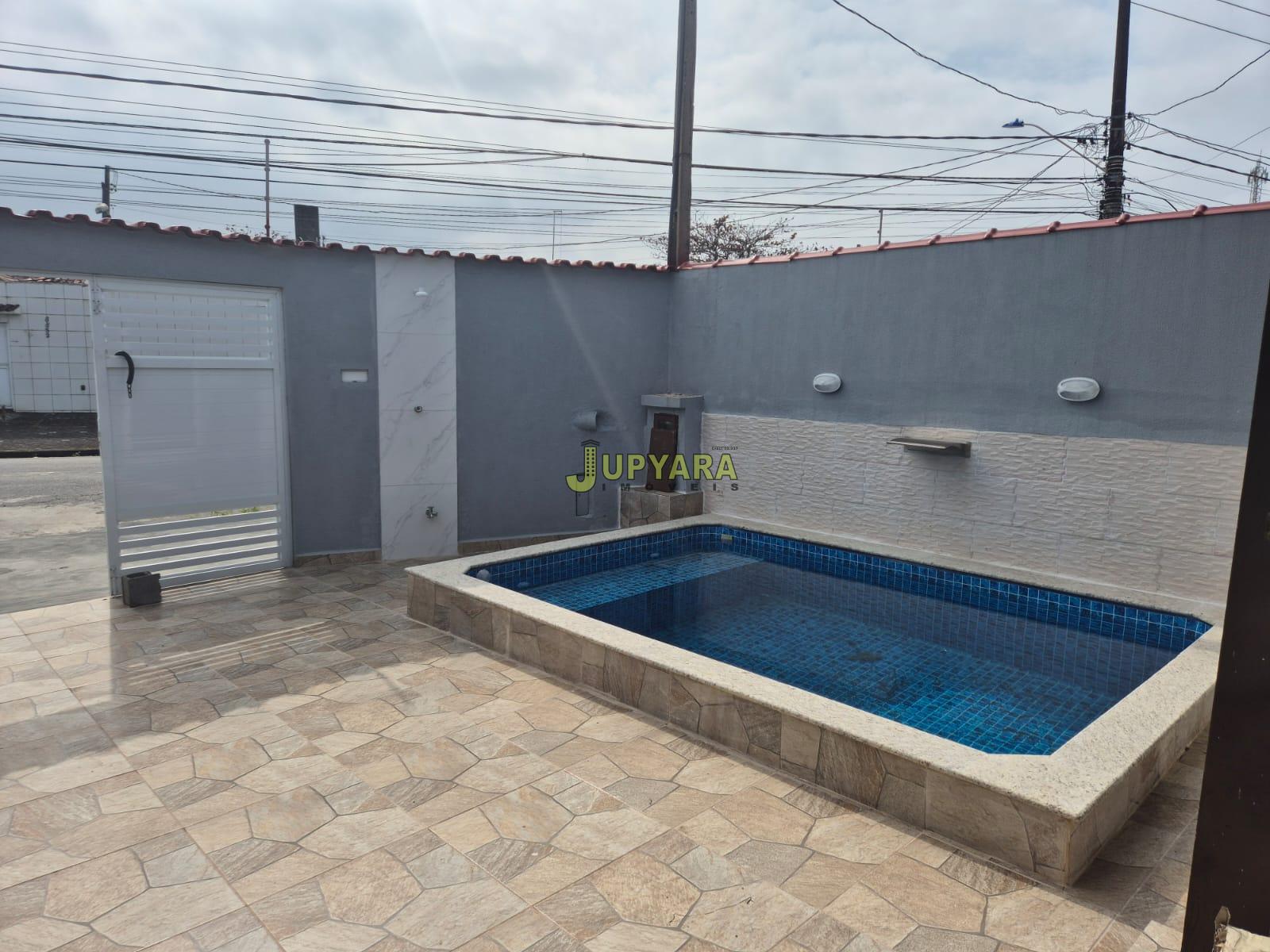 Casa à venda  - 3 dorm  sendo 1 suíte  - piscina Bal COMODORO,...