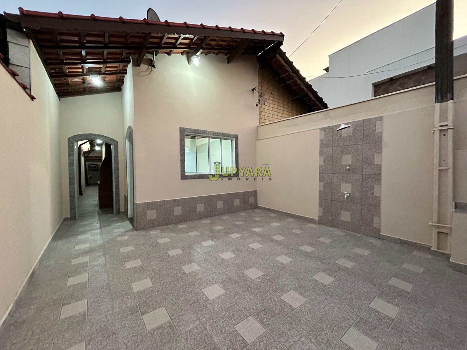 Casa com 3 dorm  sendo 1 suíte  à venda, VERA CRUZ, MONGAGUA - SP