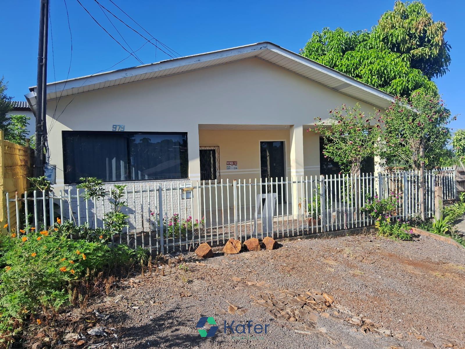 CASA Á VENDA BAIRRO SÃO CRISTOVÃO- CAPANEMA PR
