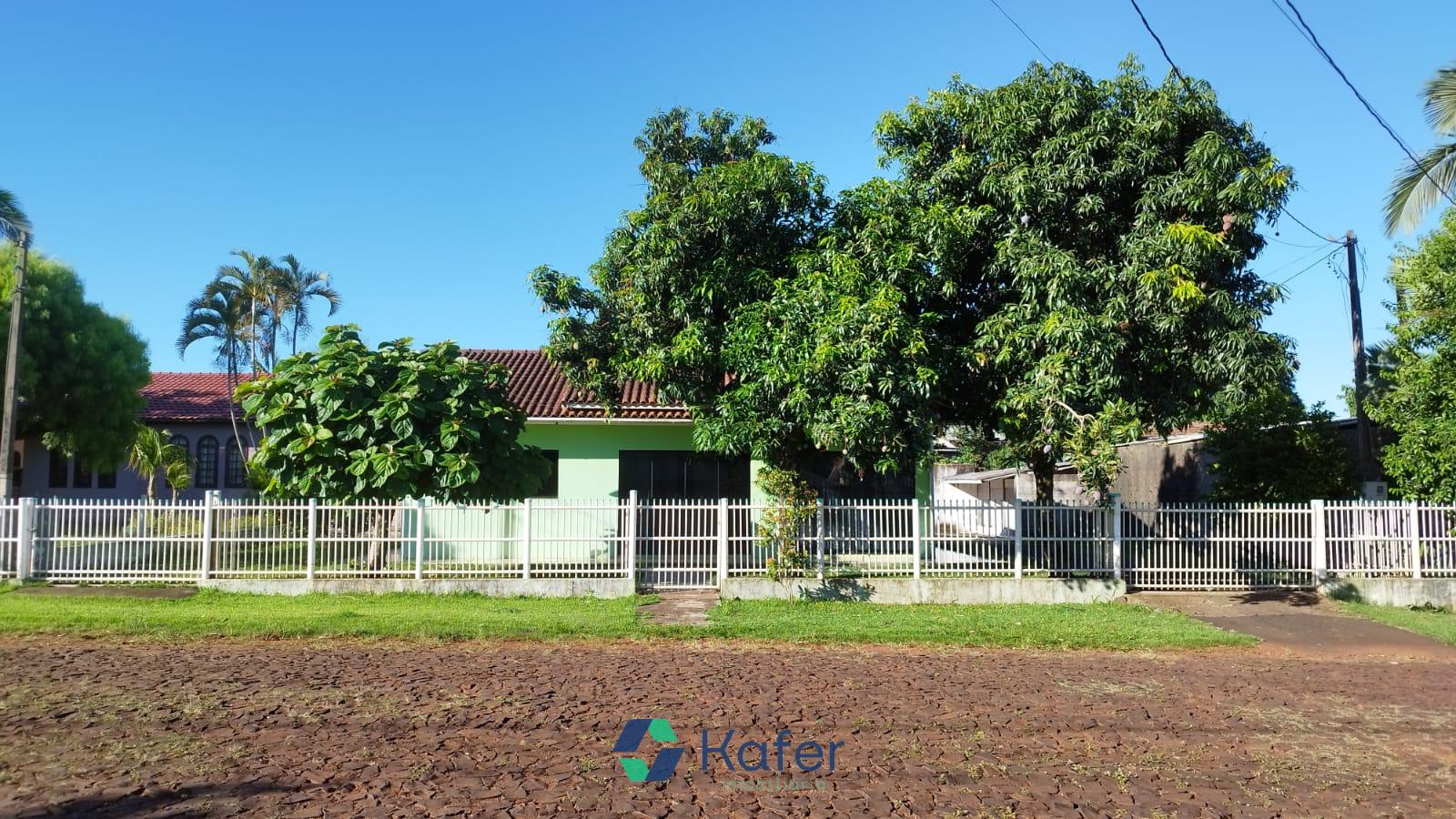 CASA Á VENDA - BAIRRO SÃO CRISTÓVÃO - CAPANEMA PR
