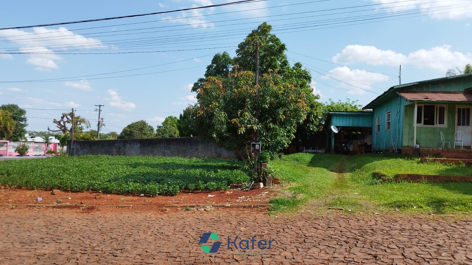 TERRENO Á VENDA - CENTRO - CAPANEMA PR