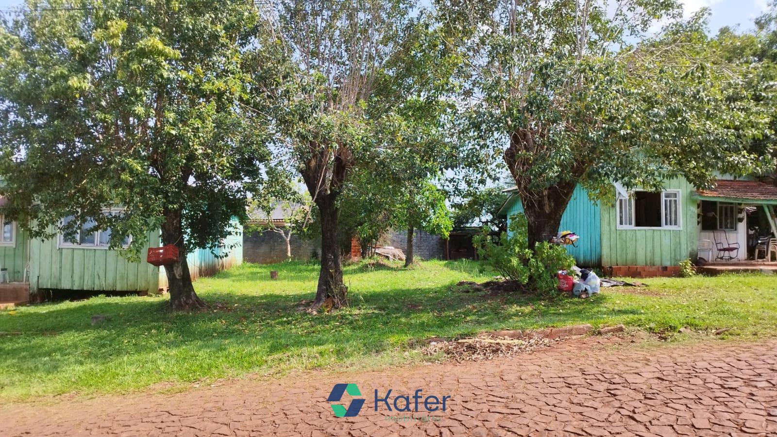 TERRENO Á VENDA - CENTRO - CAPANEMA PR