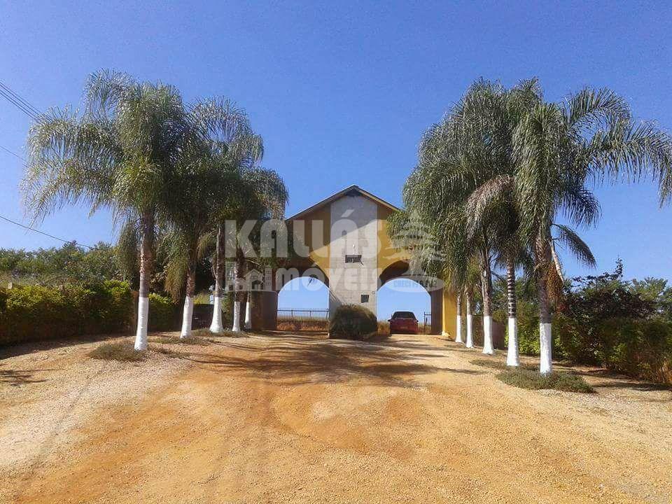 Chácara à venda no Parque dos Pássaros