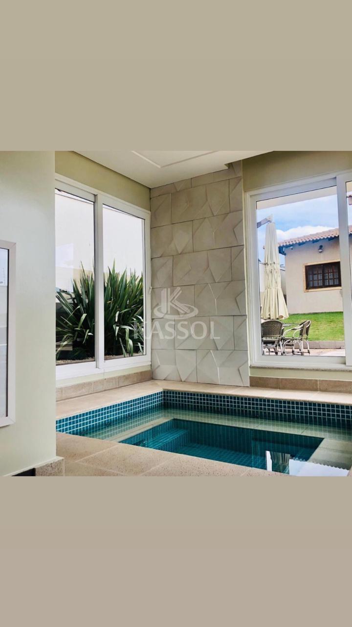 CASA - PARA FINS RESIDENCIAL E OU COMERCIAL