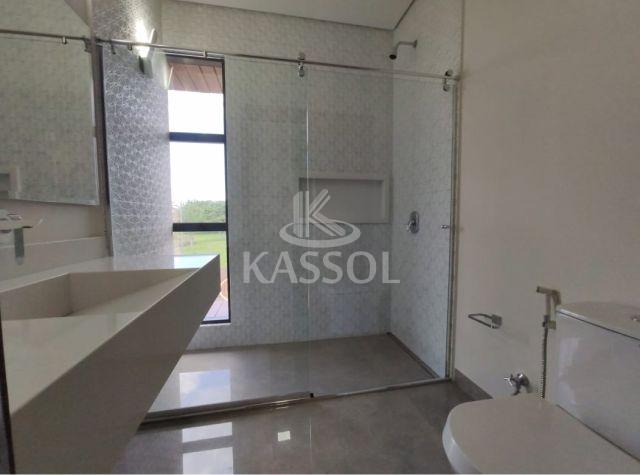 CASA EM LOTEAMENTO FECHADO RESIDENCIAL TREVISO